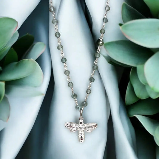 Madamlili edelsteenketting met blauwe apatiet