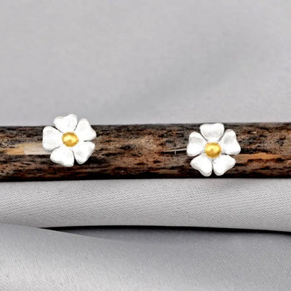 Madamlili mini-oorknopjes boterbloem - 925 sterling zilver.