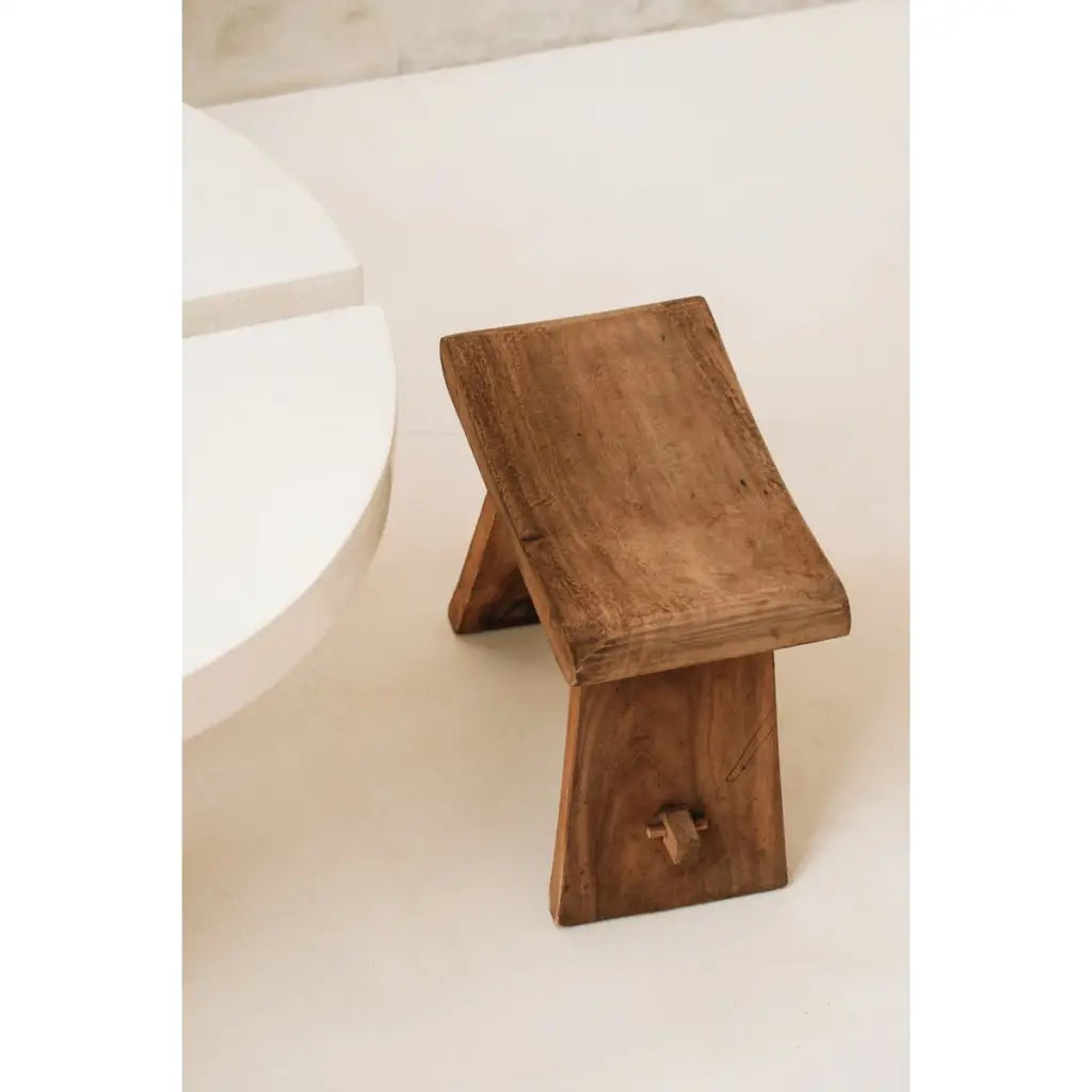 De suar stool - natuurlijk