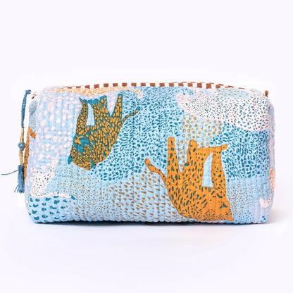 Kikooni handgemaakte cosmetische tas ’lucky leo’ - beige