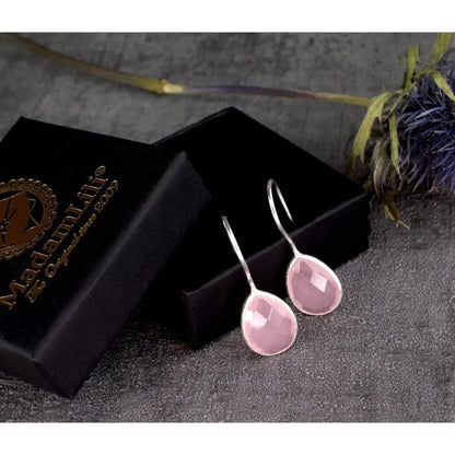 Madamlili 925 sterling zilveren rozenkwarts oorbellen.
