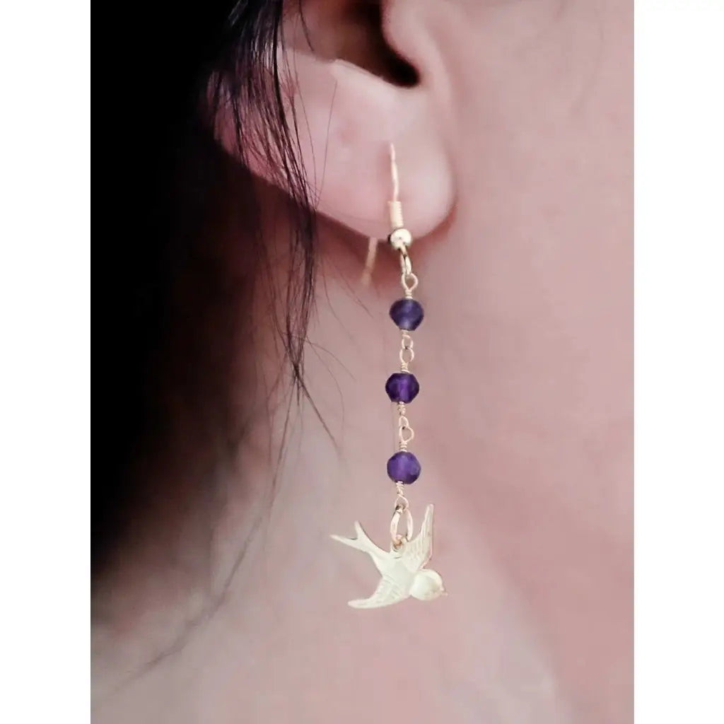Madamlili amethist zwaluw gouden oorbellen. - sieraden