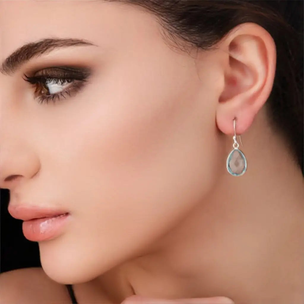 Madamlili aqua topaas oorbellen 925 sterling zilver.