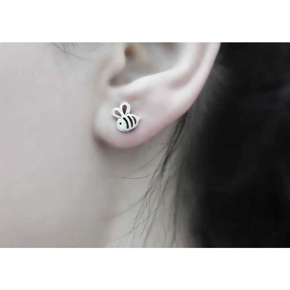 Madamlili bijen mini-oorknopjes - 925 sterling zilver.