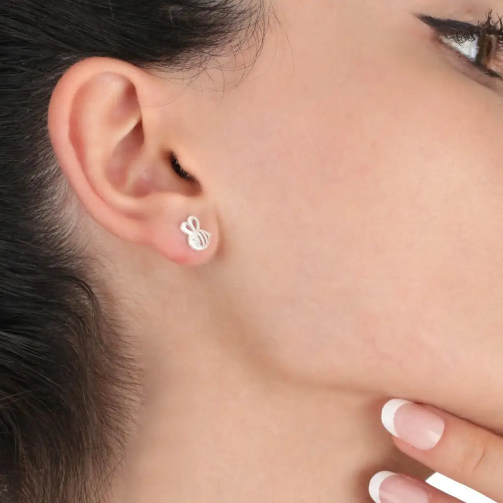 Madamlili bijen mini-oorknopjes - 925 sterling zilver.