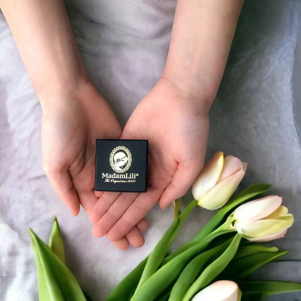 Madamlili bronzen ketting. - sieraden