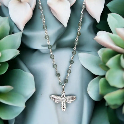 Madamlili edelsteenketting met blauwe apatiet