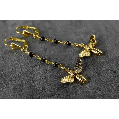 Madamlili gouden bijen oorbellen - edelsteen zwarte onyx