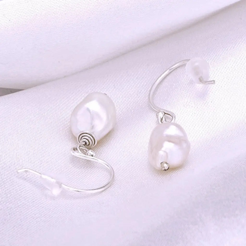 Madamlili handgemaakte barok oorbellen met zoetwaterparels