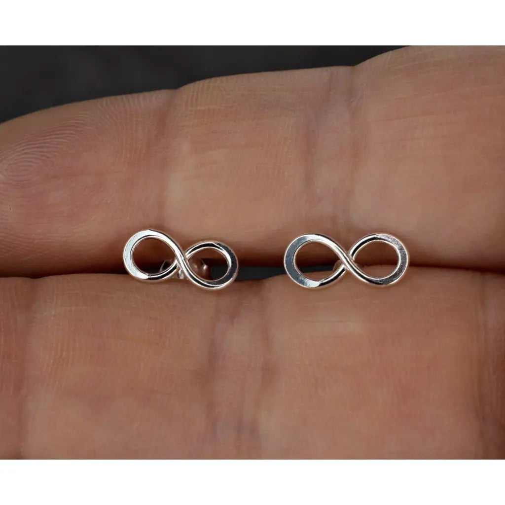 Madamlili infinity mini-oorknopjes - 925 sterling zilver.