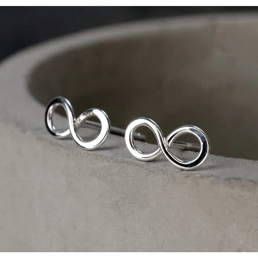 Madamlili infinity mini-oorknopjes - 925 sterling zilver.
