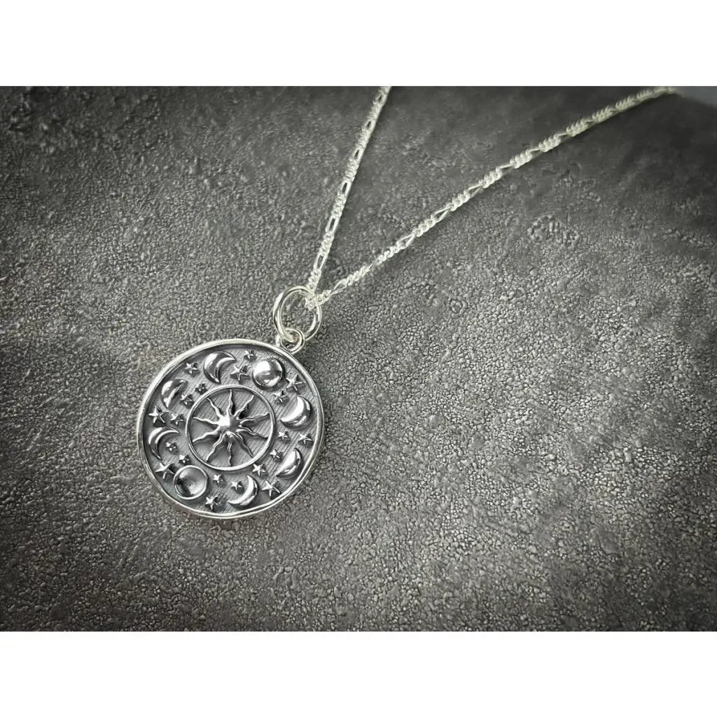 Madamlili maanfase- en sterhanger 925 sterling zilveren