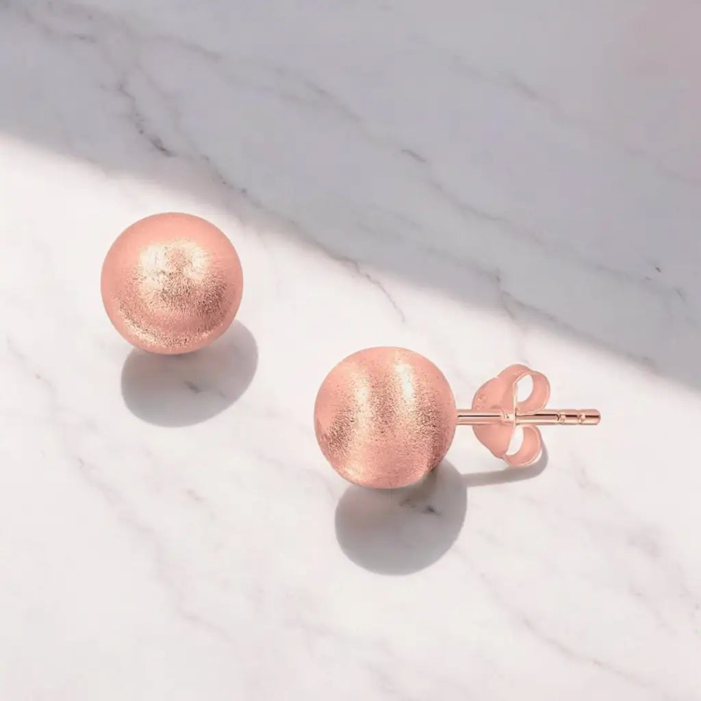 Madamlili matte klassieke 6 mm kogeloorknopjes - 18k