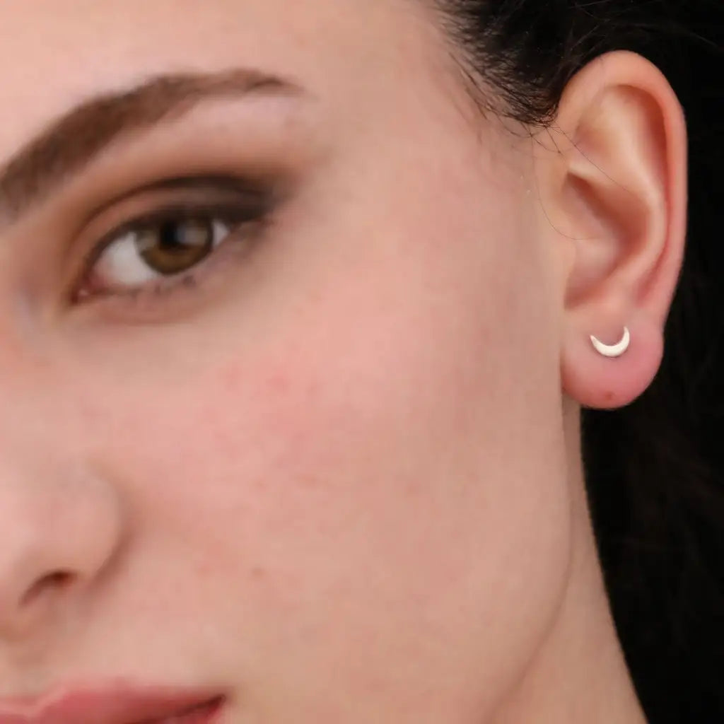 Madamlili moon star mini stud oorbellen - 925 sterling