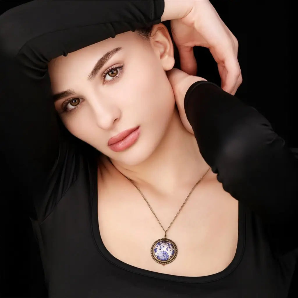 Madamlili oosterse tegel bronzen ketting in vintage stijl.