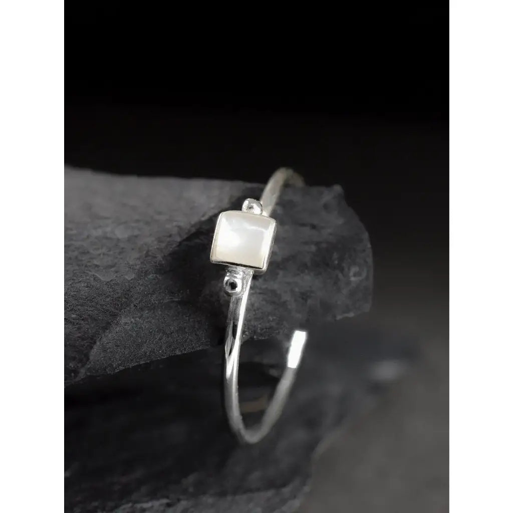 Madamlili parelmoerring - 925 sterling zilver