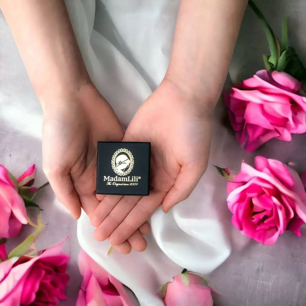 Madamlili rozenkwarts armband - rose goud verguld.