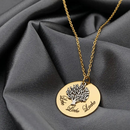 Madamlili vergulde ketting met gegraveerde hanger