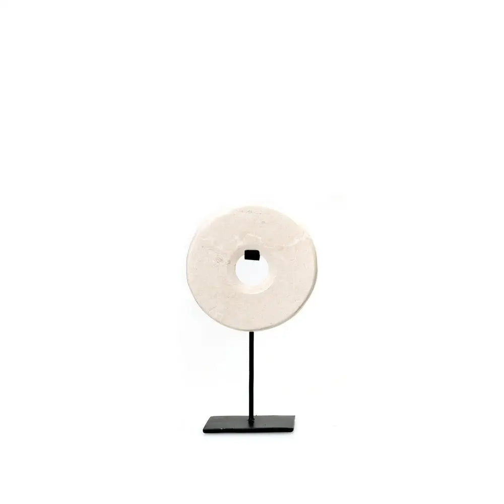 The marble disc on stand - white - s