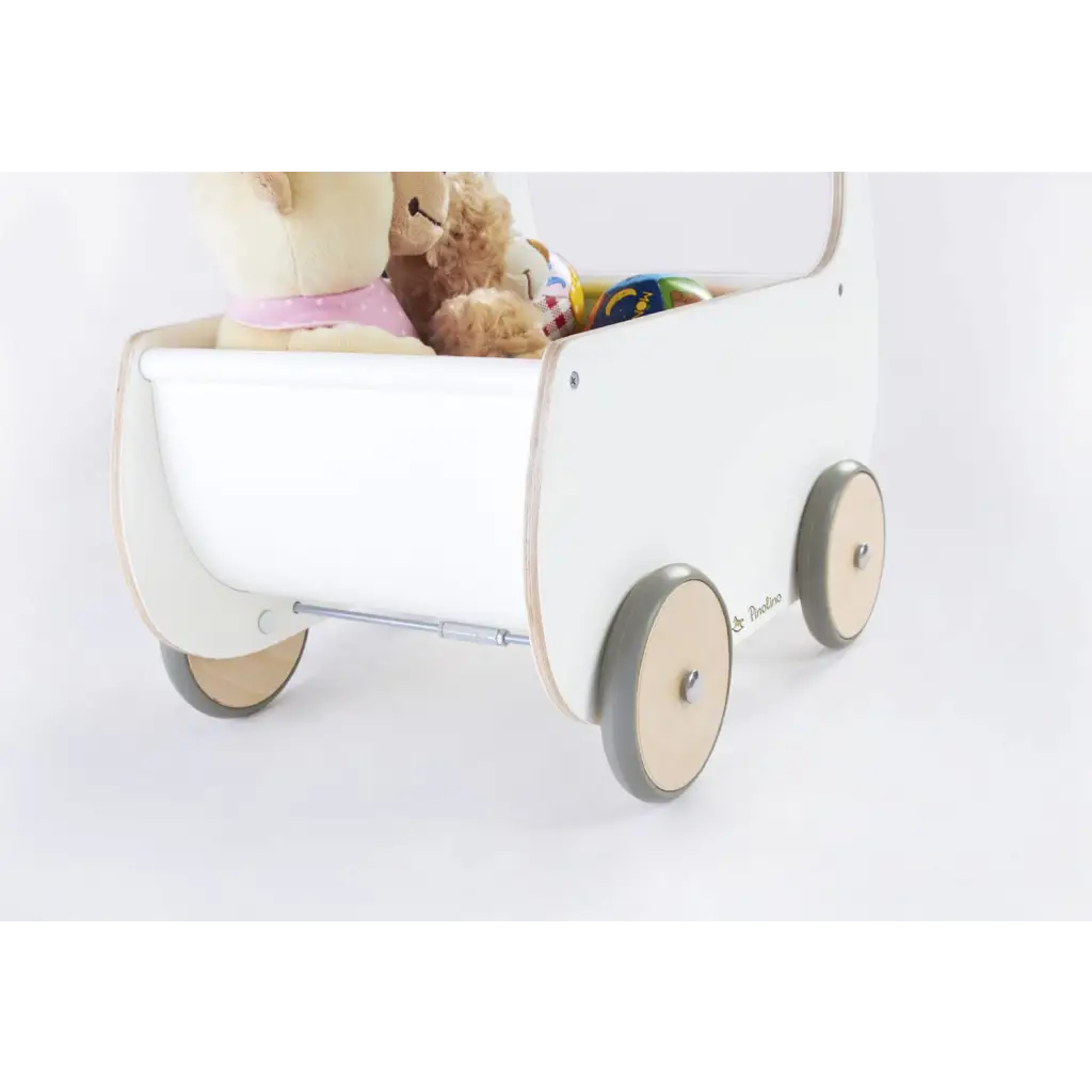 Poppenwagen ’mette’ wit