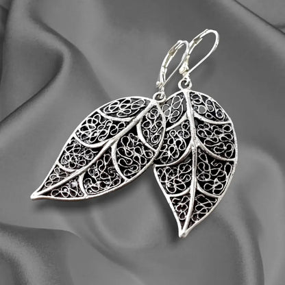 Madamlili antieke bladeren xl oorbellen. - sieraden