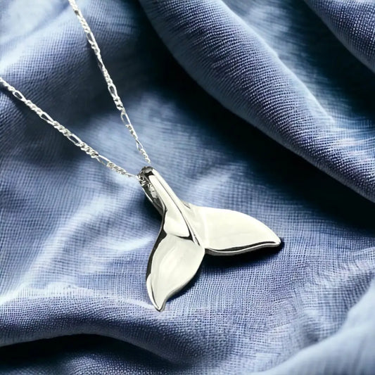 Madamlili 925 sterling zilveren ketting met dolfijnstaart.