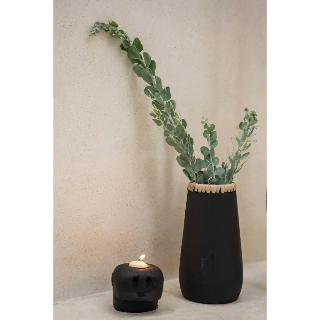 The sneaky vase - zwart naturel - m